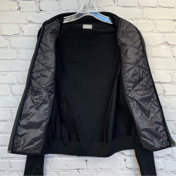 Athleta Insulated Flurry Primaloft Full Zip Quilted Jacket Black Sz M - Picture 12 of 16